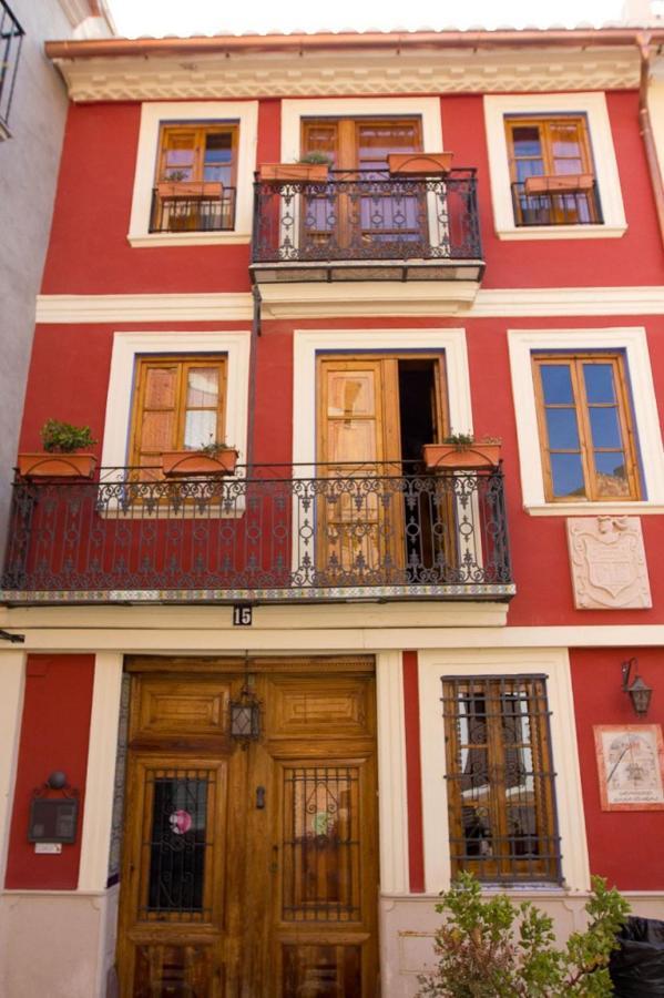 A la Sombra de la Torre Hostal Serra Exterior foto